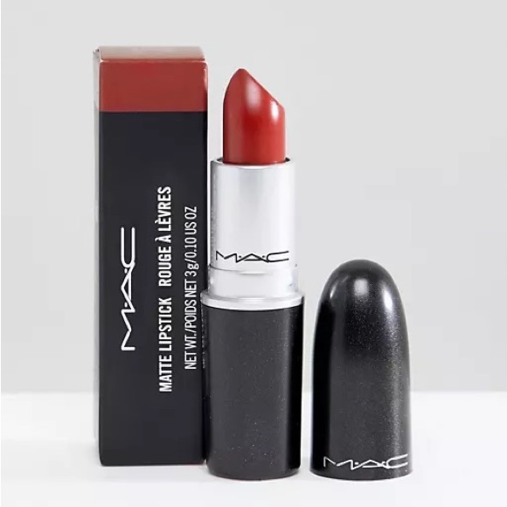 New, MAC lipstick 💄 Matte Chili